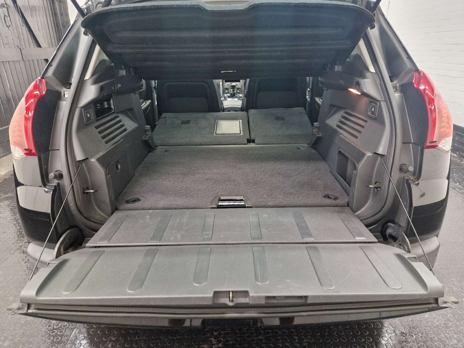 Vehicle 42