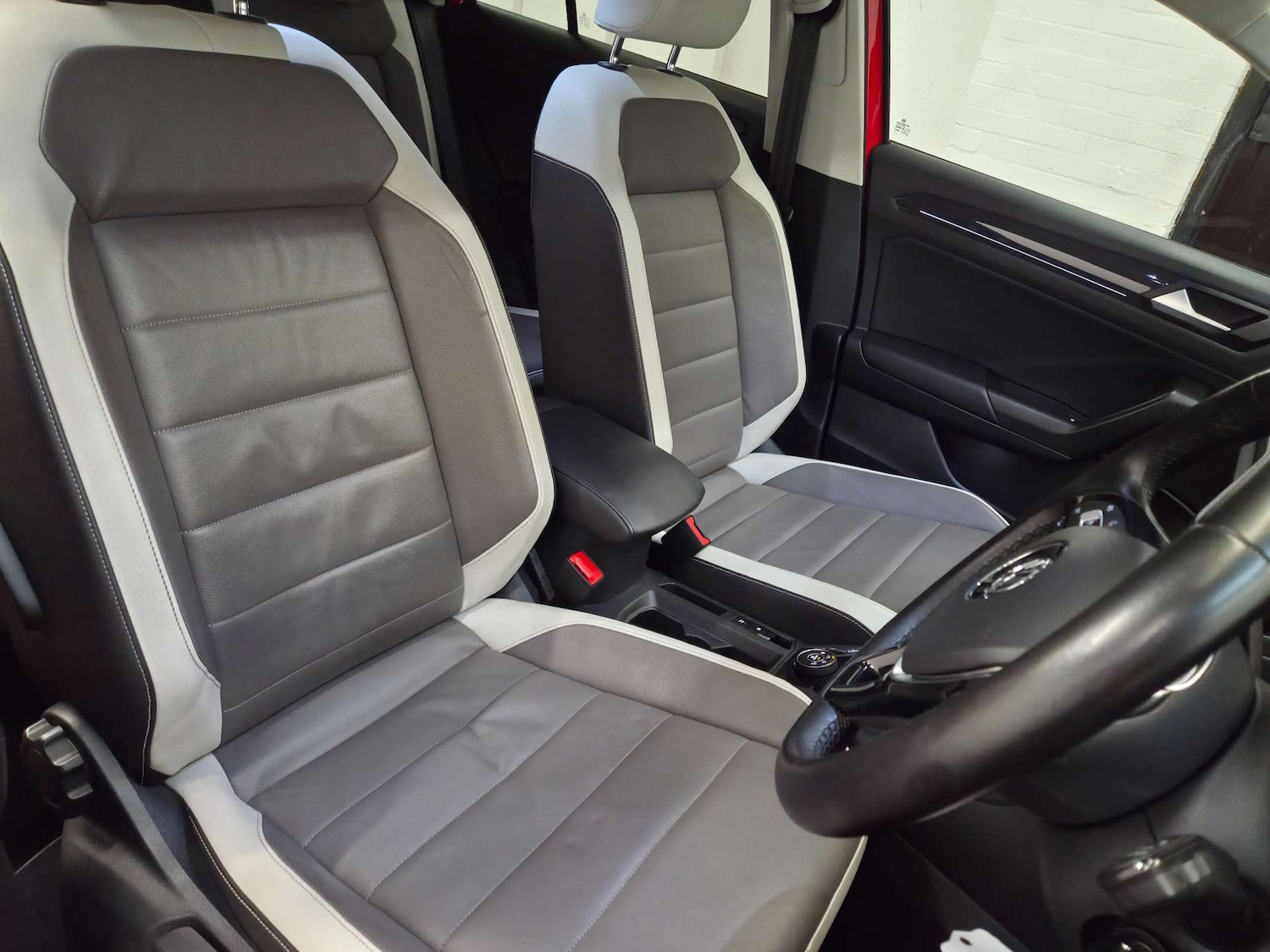 Used Volkswagen T-Roc 2020 for sale - 77506855: Photo 10