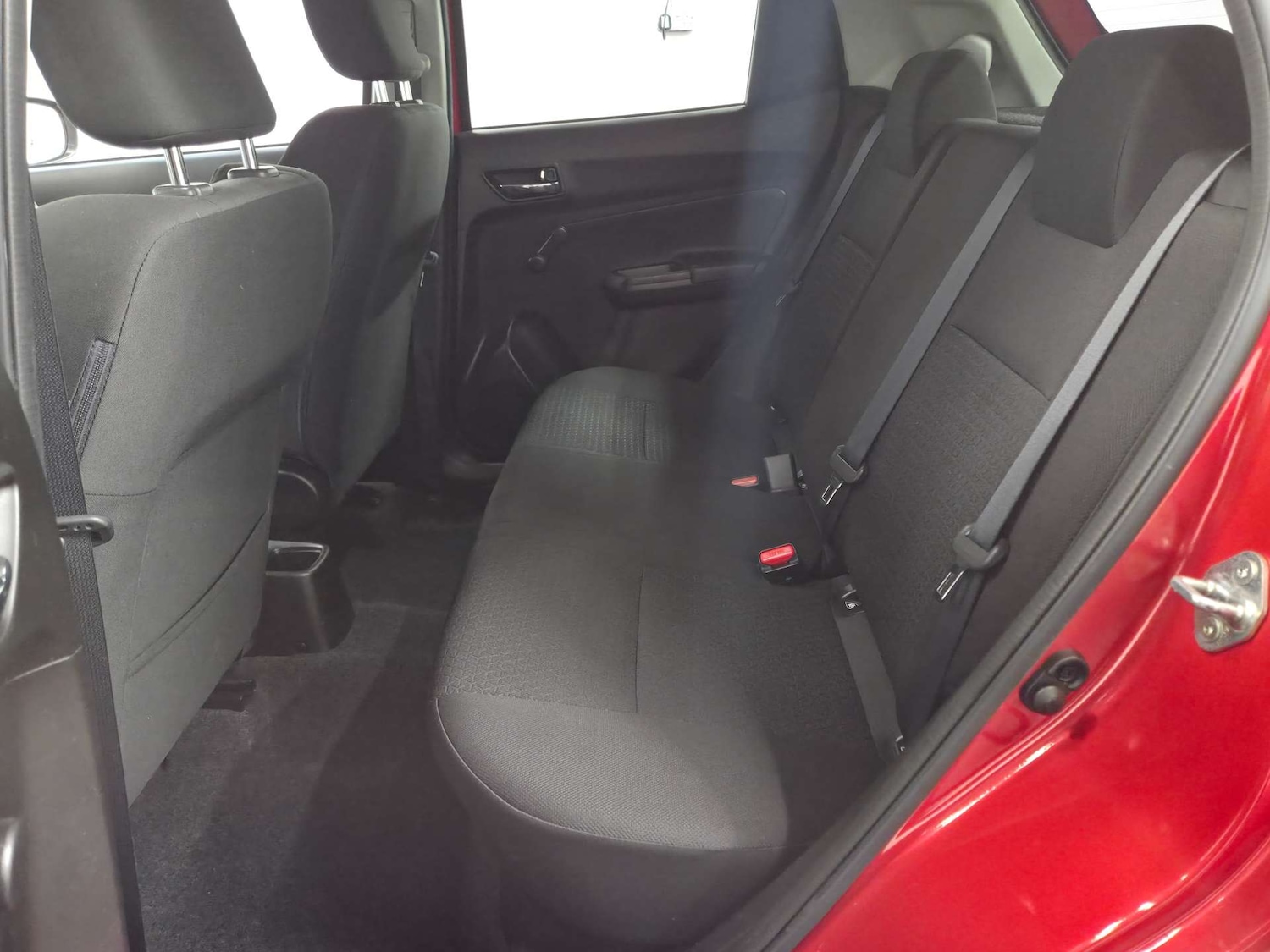 Used Suzuki Swift 2018 for sale - 77591919: Photo 23