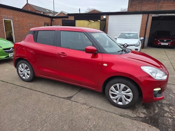 Used Suzuki Swift 2018 for sale - 77591919: Photo
