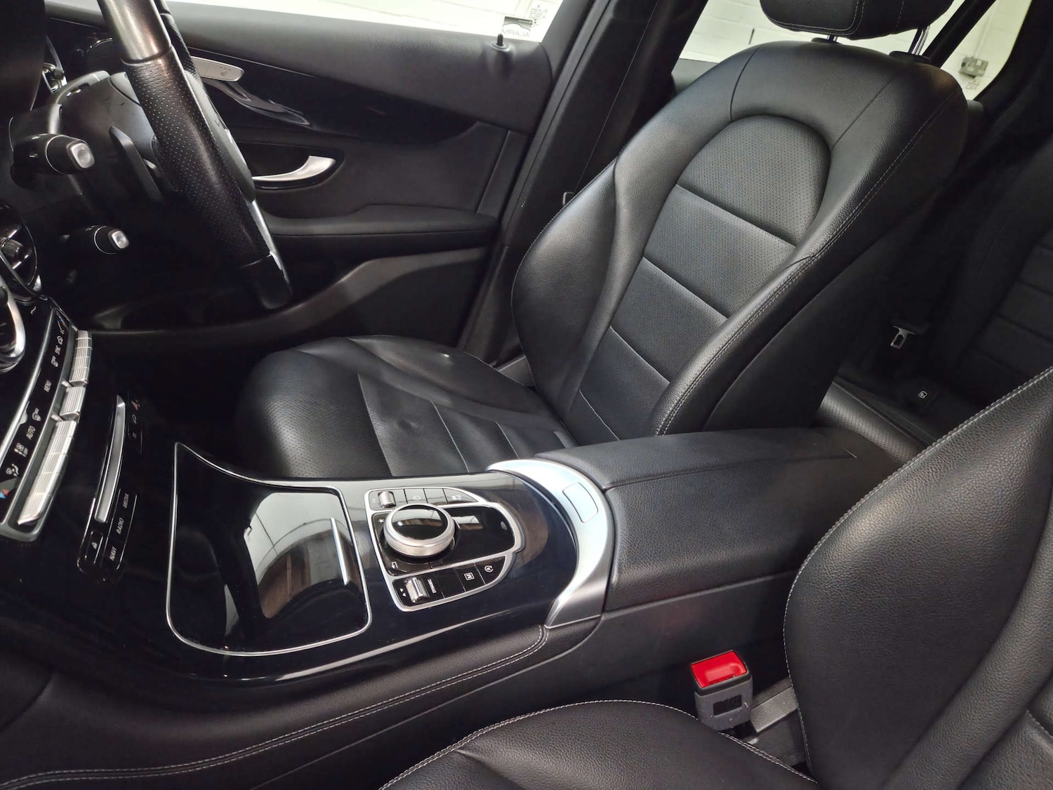 Used Mercedes-Benz GLC 2018 for sale - 77329453: Photo 25