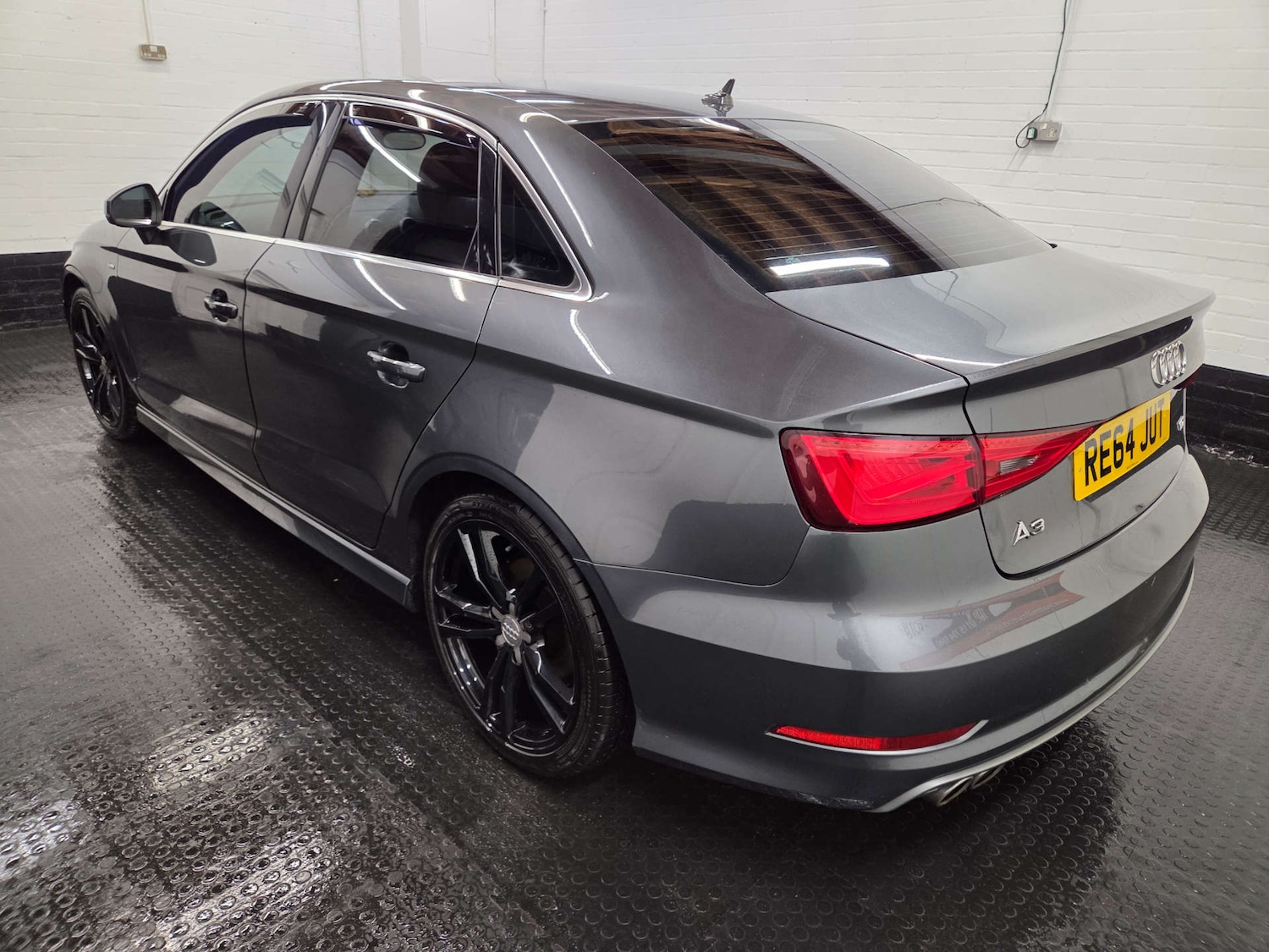 Used Audi A3 2014 for sale - 76765025: Photo 32