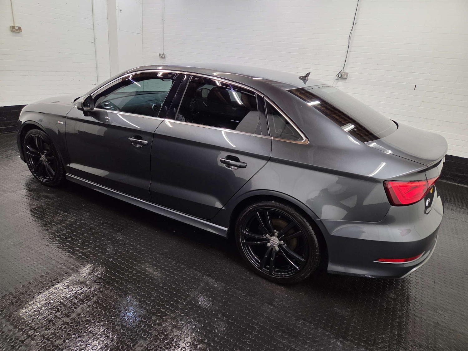 Used Audi A3 2014 for sale - 76765025: Photo 33