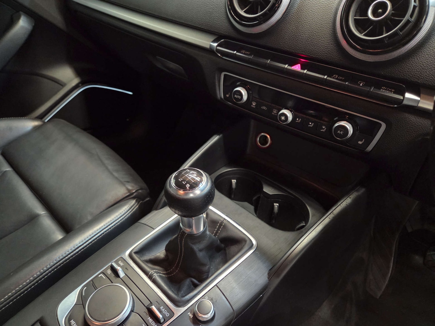 Used Audi A3 2014 for sale - 76765025: Photo 9