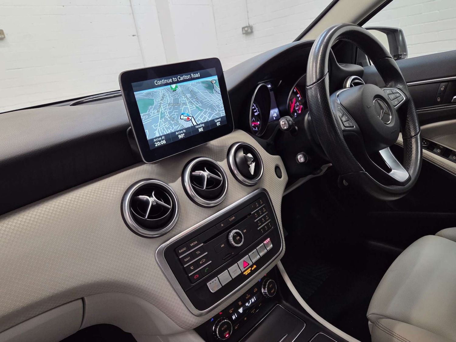 Used Mercedes-Benz A-Class 2016 for sale - 77227784: Photo 32