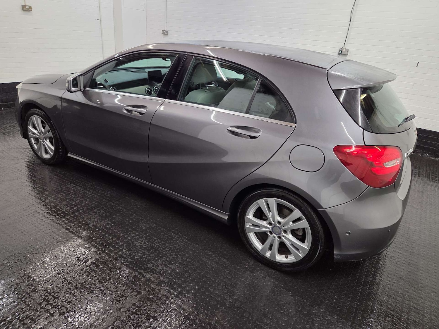 Used Mercedes-Benz A-Class 2016 for sale - 77227784: Photo 43