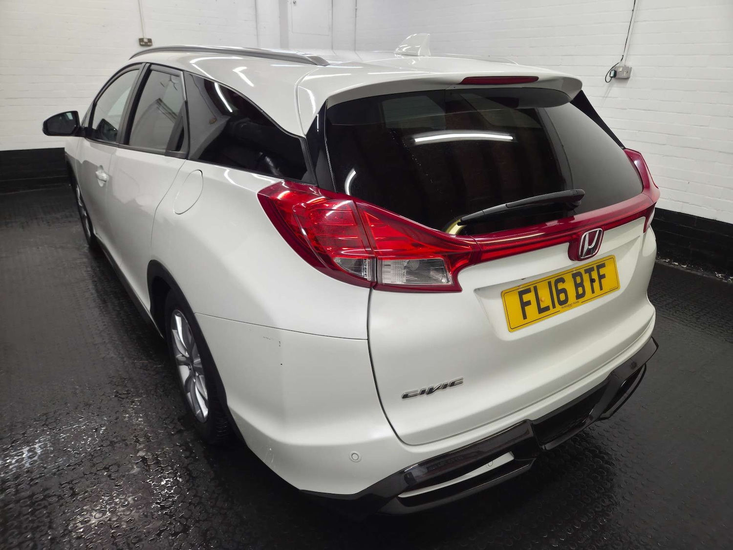 Used Honda Civic 2016 for sale - 77591921: Photo 5