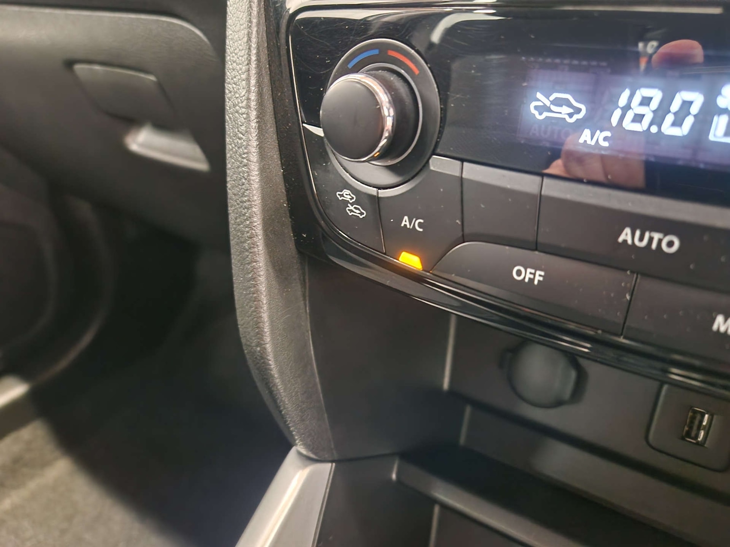 Used Suzuki Vitara 2015 for sale - 76601339: Photo 34