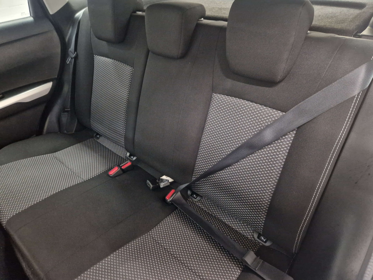 Used Suzuki Vitara 2015 for sale - 76601339: Photo 37