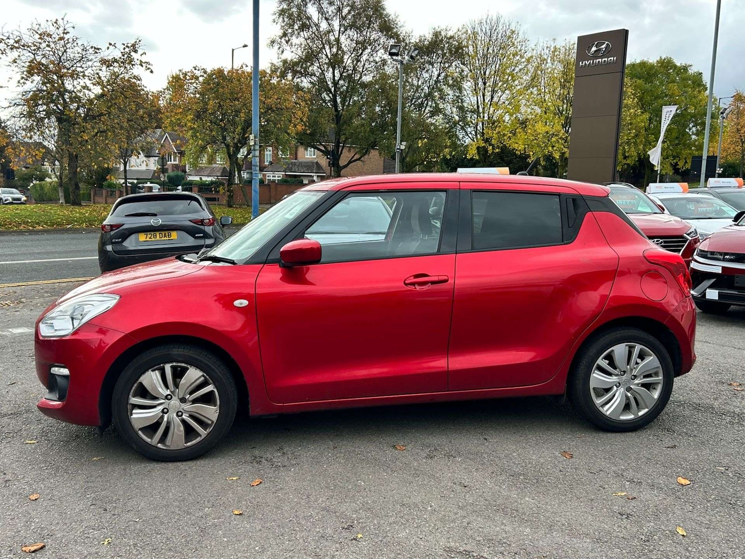 Used Suzuki Swift 2017 for sale - 76366193: Photo 1