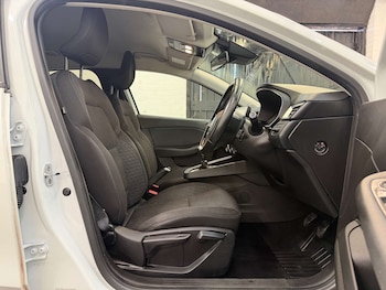 Used Renault Clio 2020 for sale - 79289331: Photo