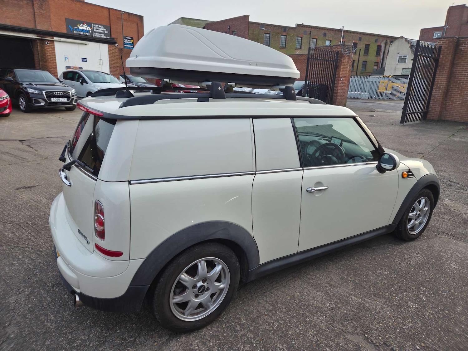 Used MINI Clubvan 2013 for sale - 77967817: Photo 5