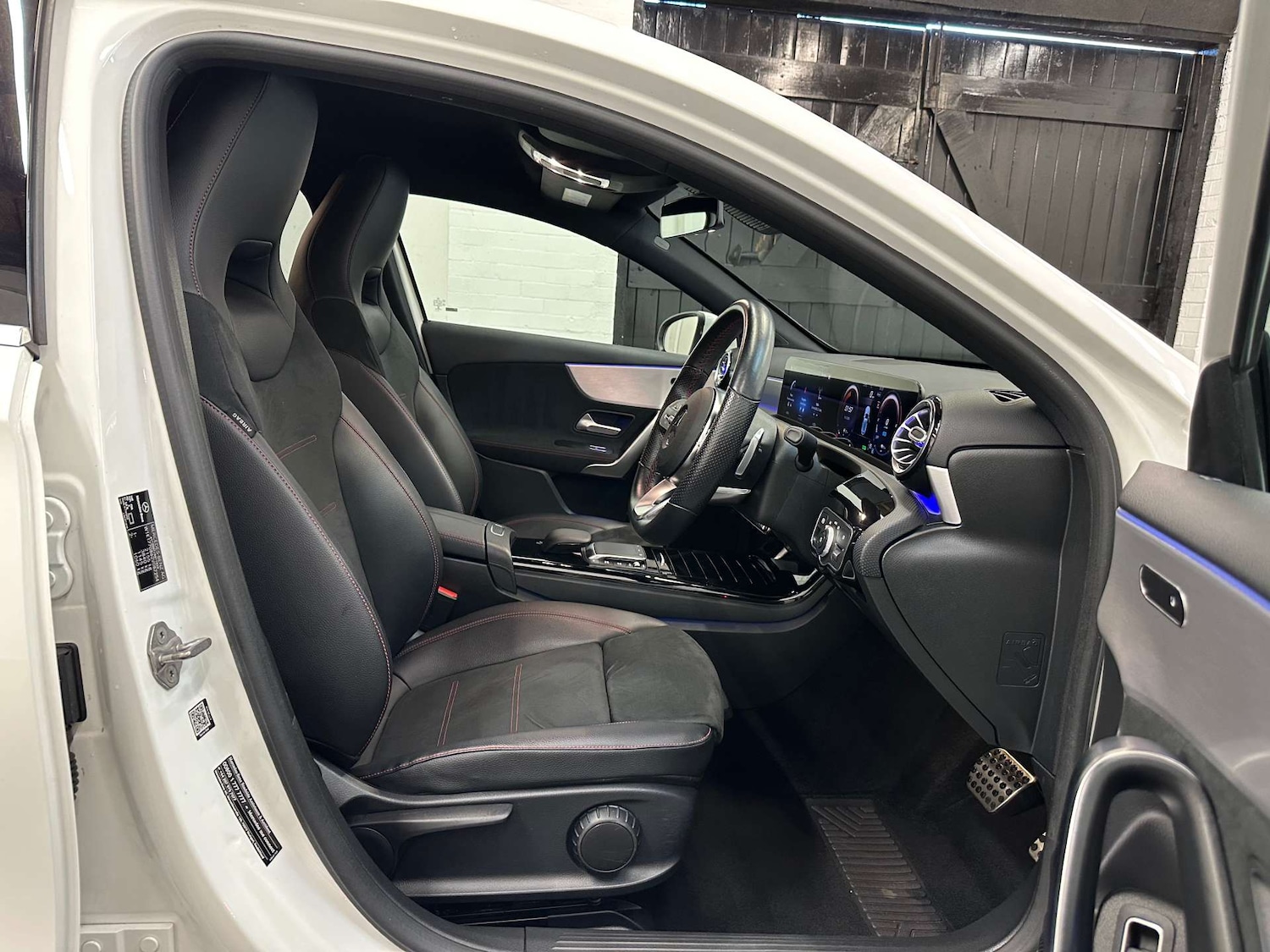 Used Mercedes-Benz A-Class 2020 for sale - 76931761: Photo 2