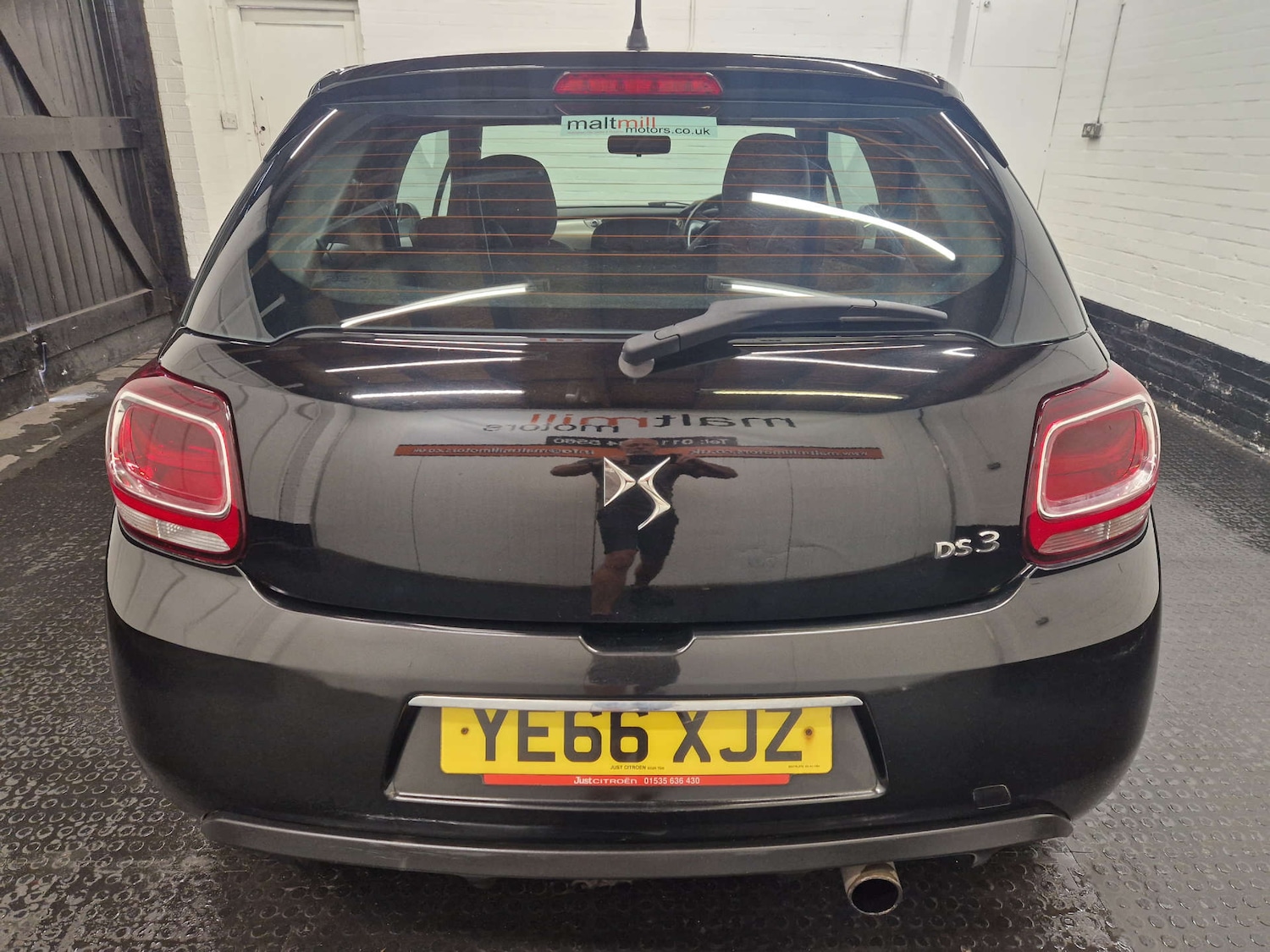 Vehicle 6