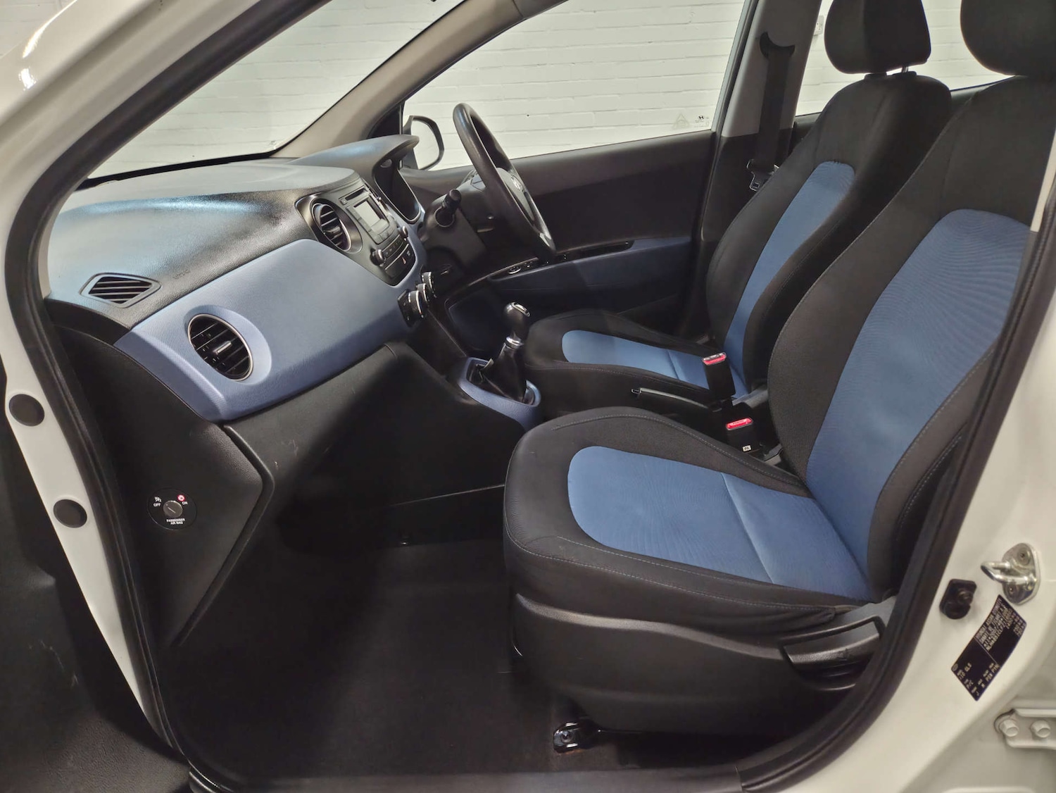 Used Hyundai i10 2015 for sale - 77717780: Photo 26