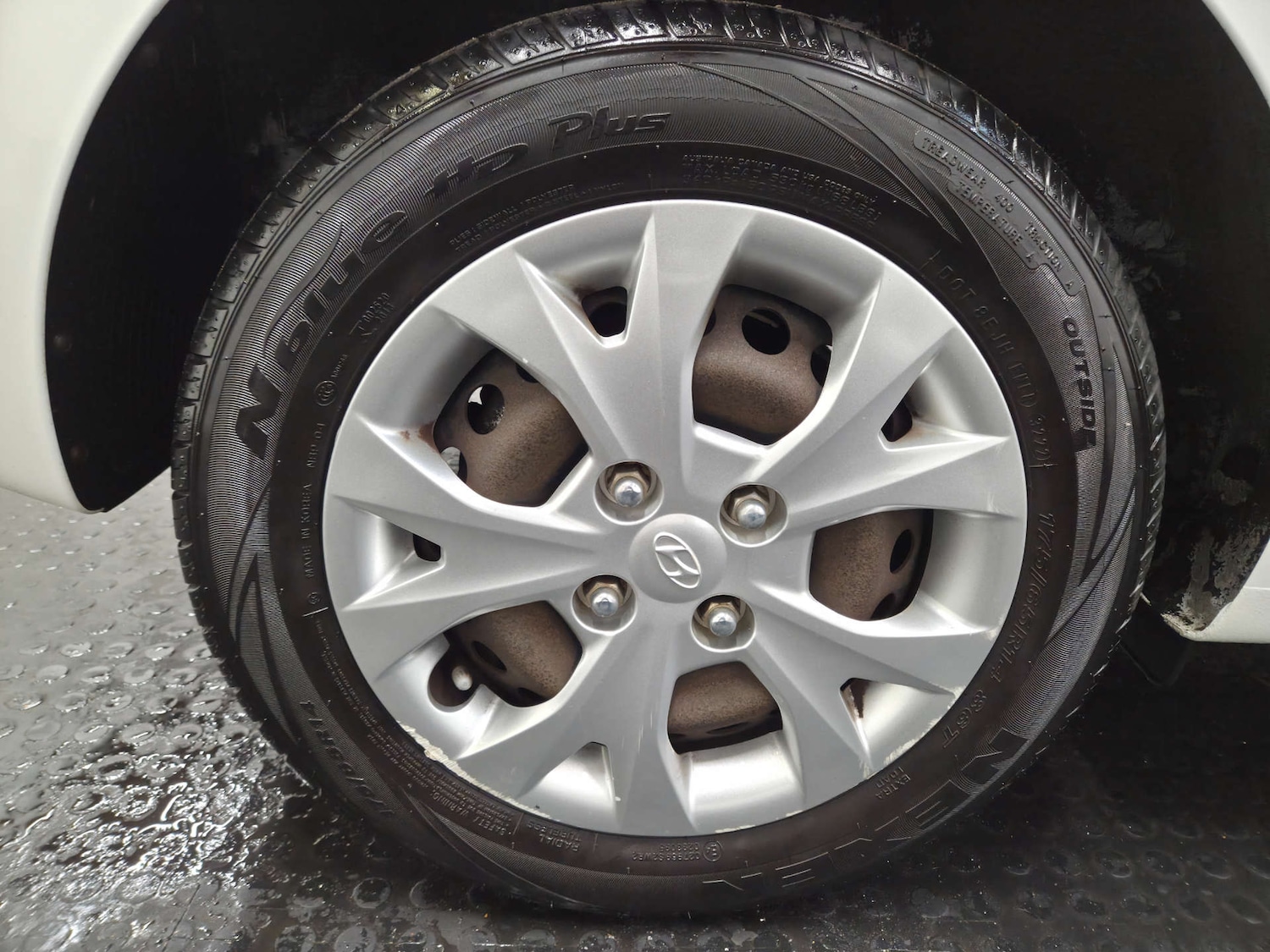 Used Hyundai i10 2015 for sale - 77717780: Photo 29