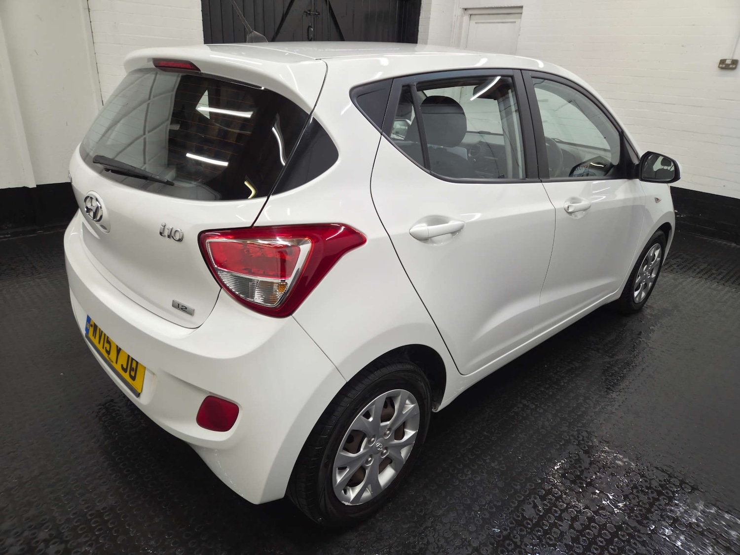 Used Hyundai i10 2015 for sale - 77717780: Photo 30