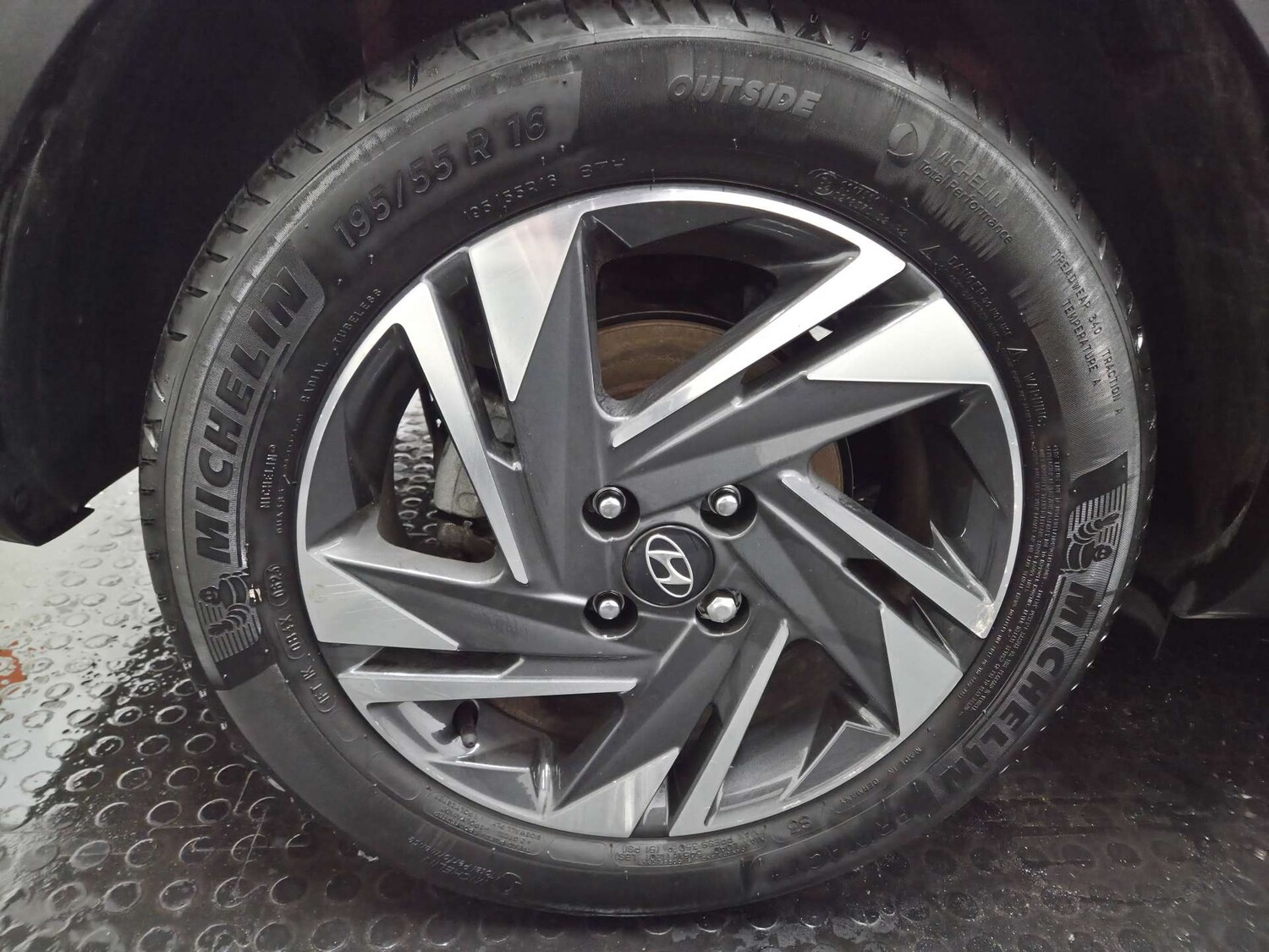 Used Hyundai BAYON 2023 for sale - 77523132: Photo 39