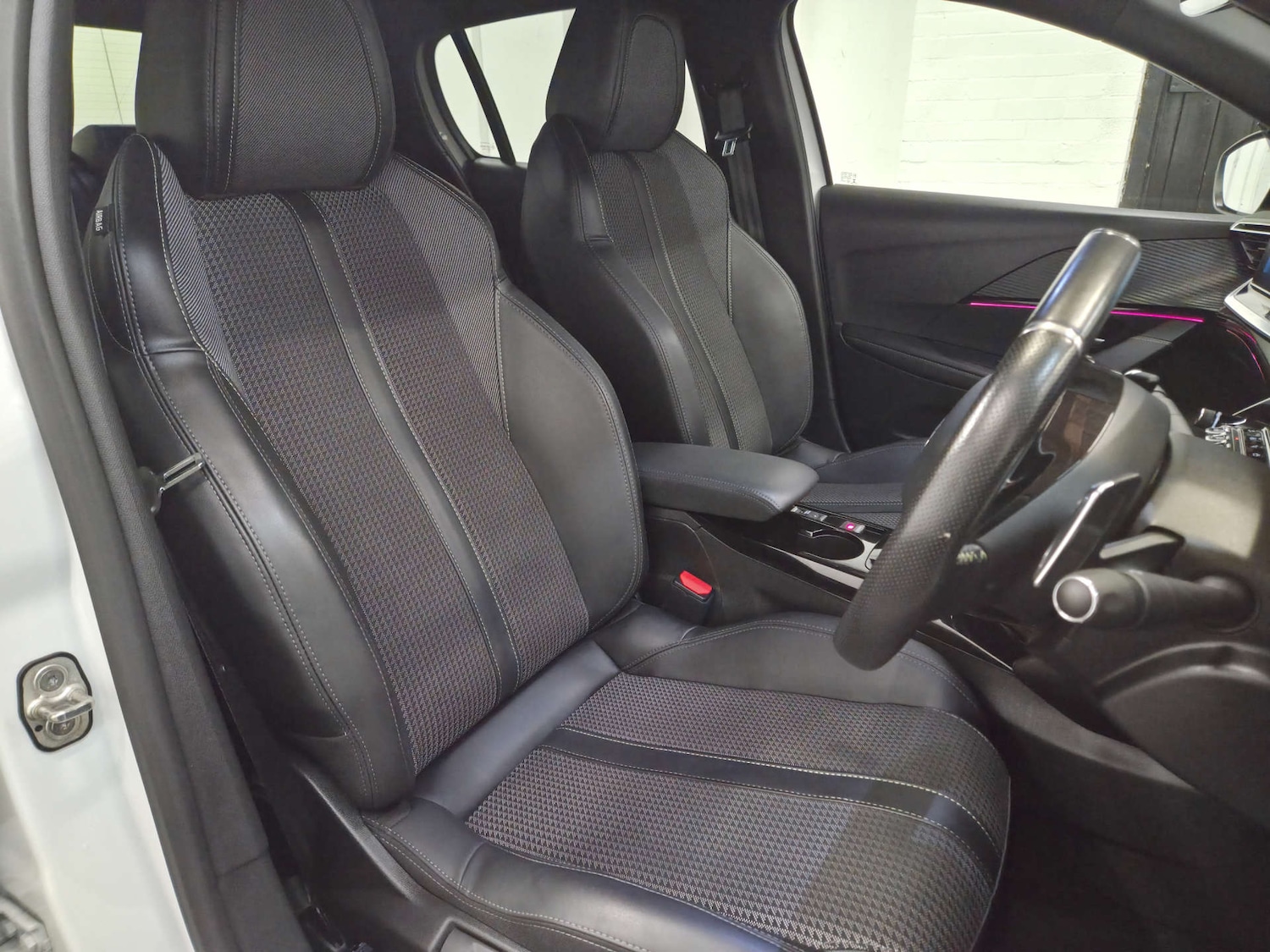 Used Peugeot 208 2021 for sale - 77735032: Photo 11