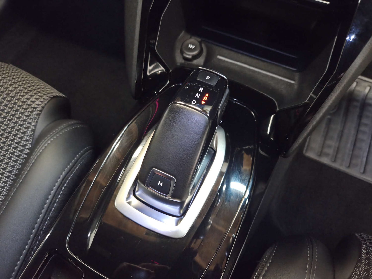 Used Peugeot 208 2021 for sale - 77735032: Photo 15