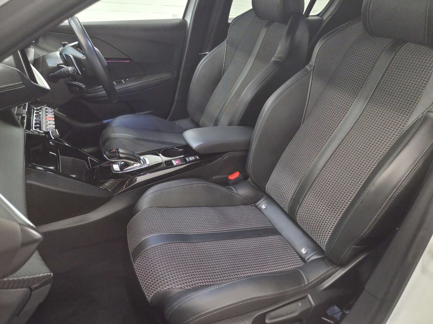 Used Peugeot 208 2021 for sale - 77735032: Photo 27