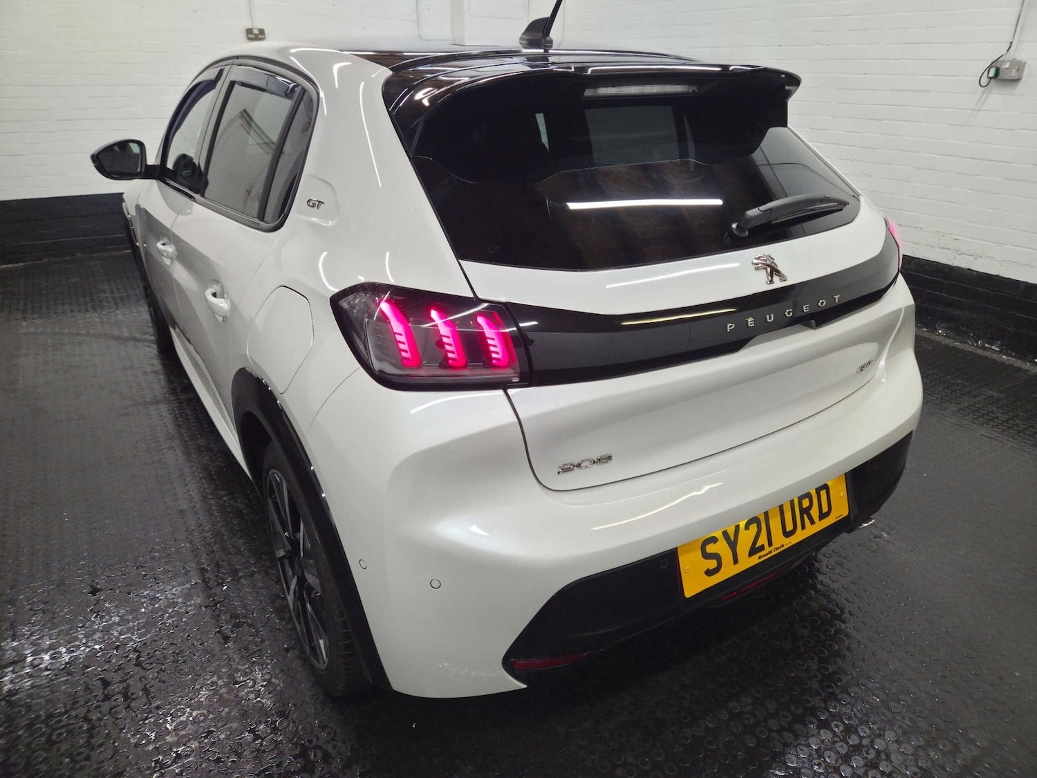 Used Peugeot 208 2021 for sale - 77735032: Photo 5