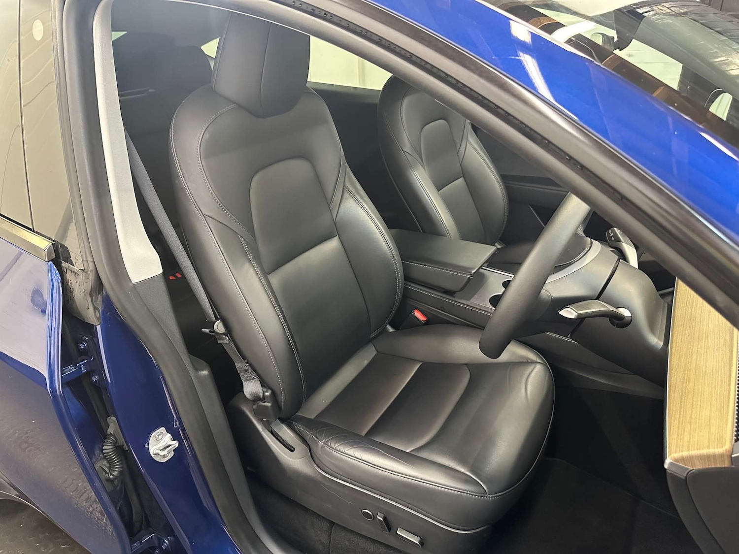 Used Tesla Model Y 2023 for sale - 77370957: Photo 23