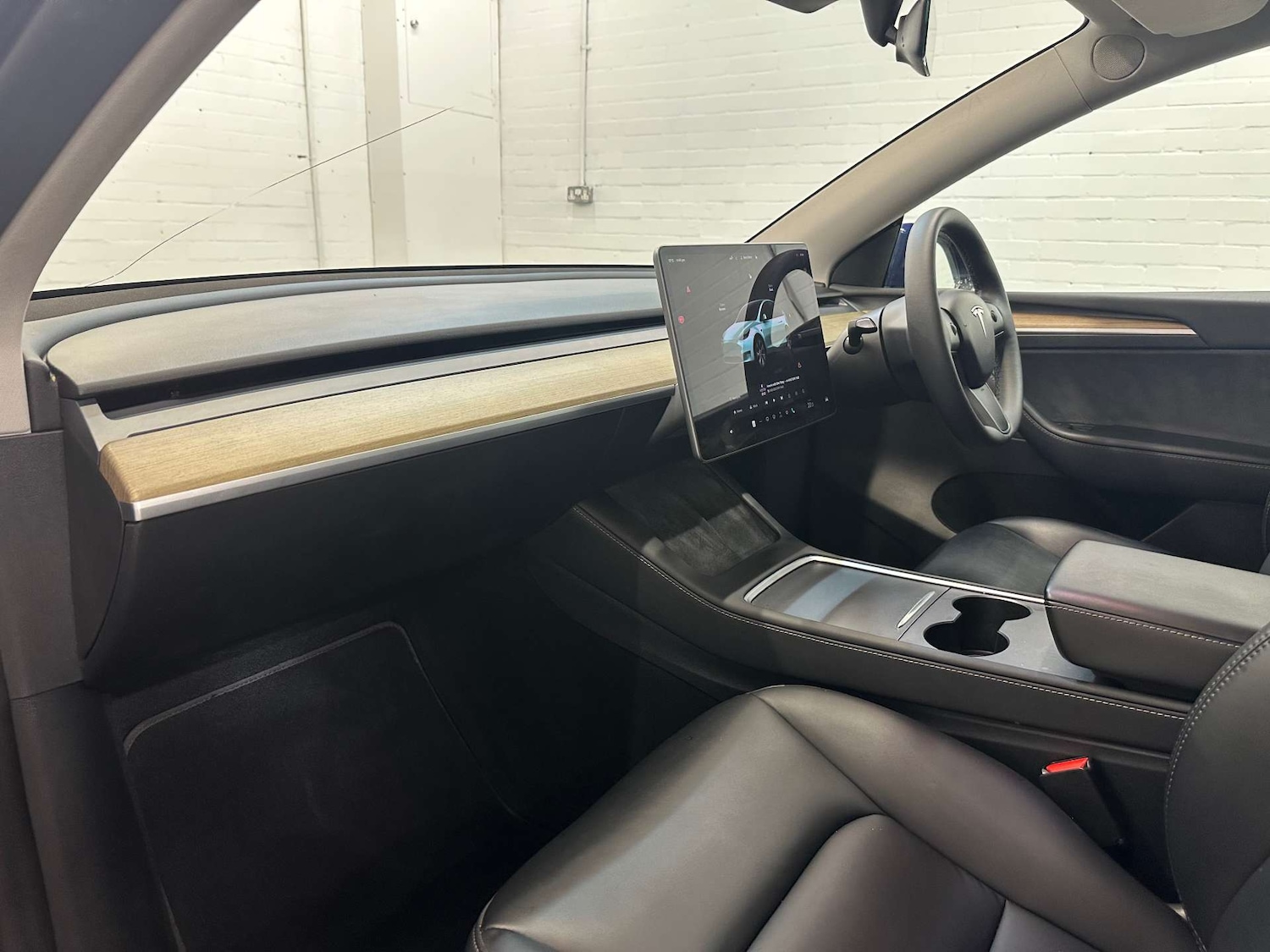 Used Tesla Model Y 2023 for sale - 77370957: Photo 30