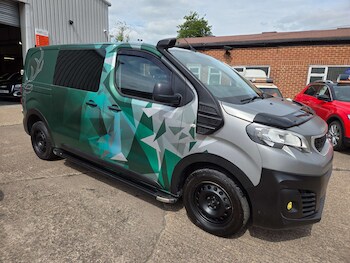 Used Peugeot Expert 2018 for sale - 79018243: Photo