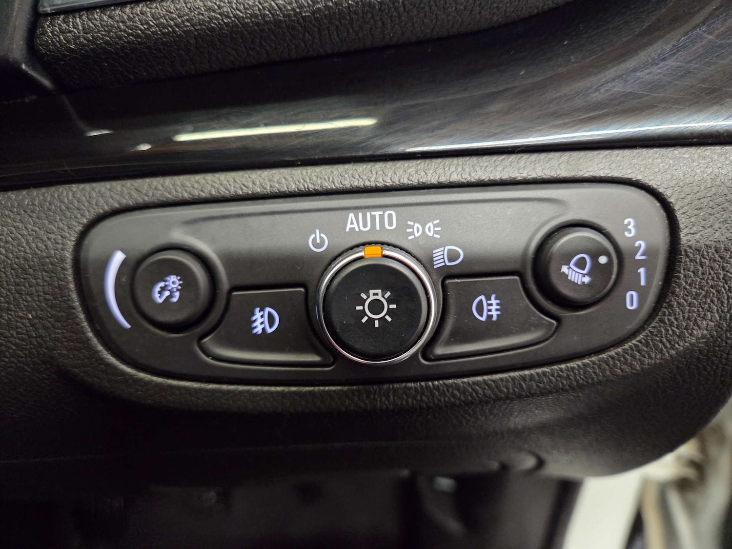 Used Vauxhall Mokka X 2018 for sale - 77118023: Photo 30