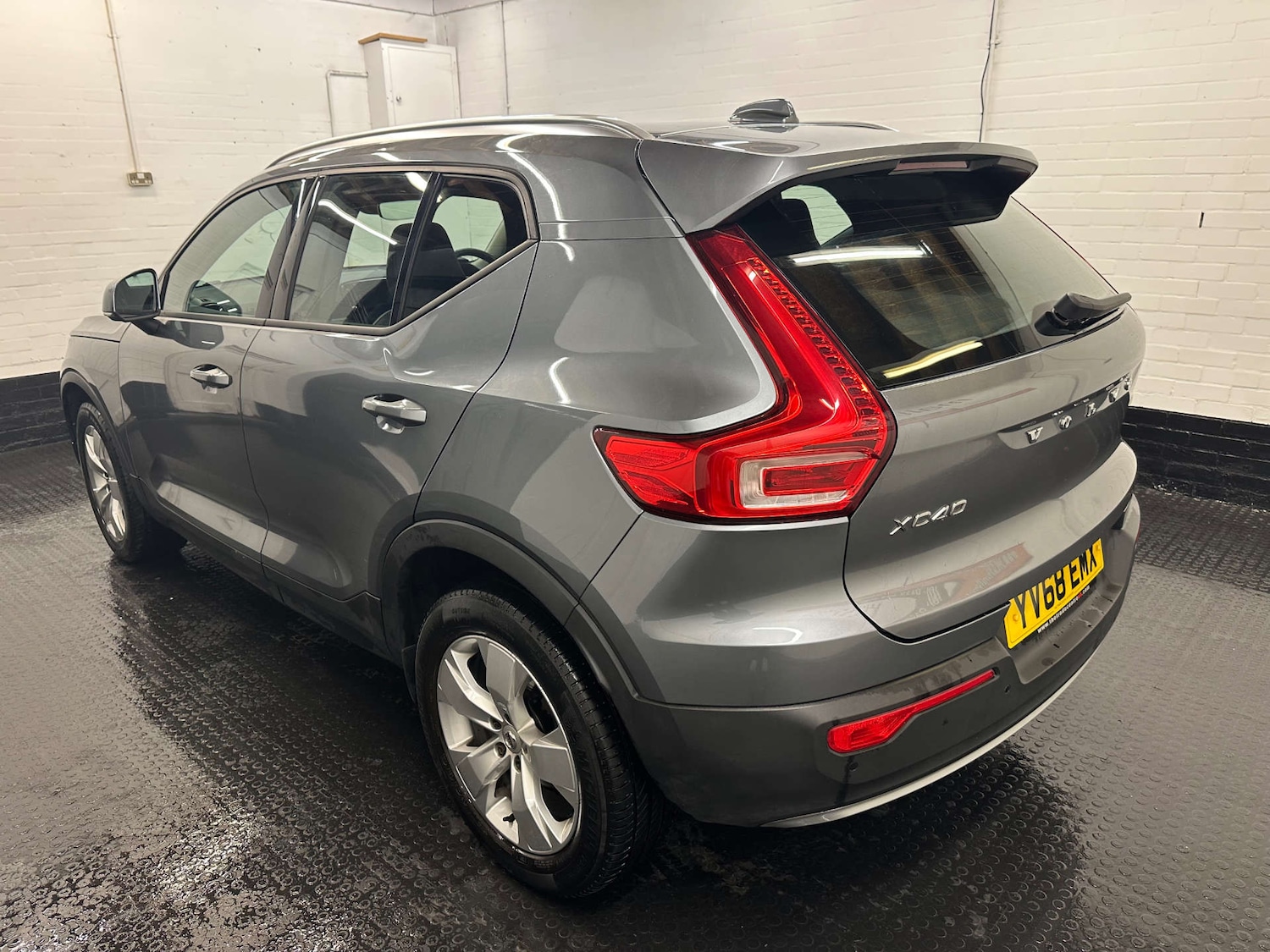 Used Volvo XC40 2019 for sale - 76343789: Photo 14