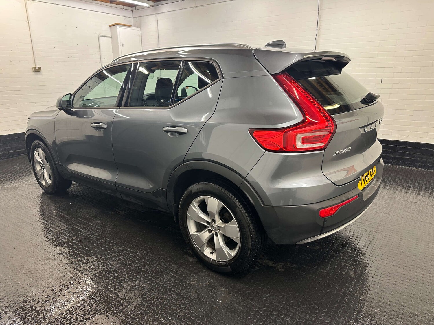 Used Volvo XC40 2019 for sale - 76343789: Photo 15