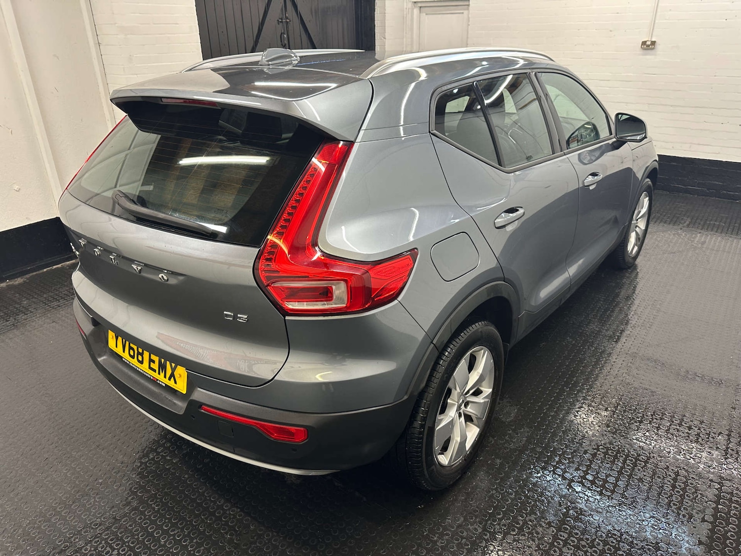Used Volvo XC40 2019 for sale - 76343789: Photo 19