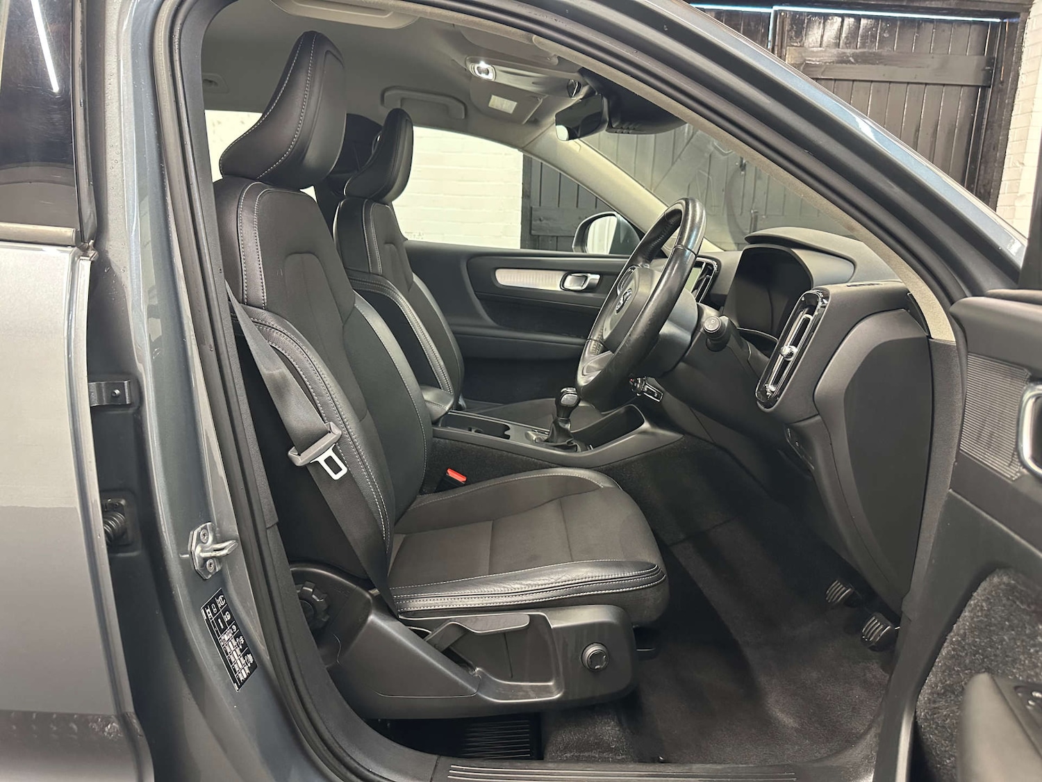 Used Volvo XC40 2019 for sale - 76343789: Photo 9