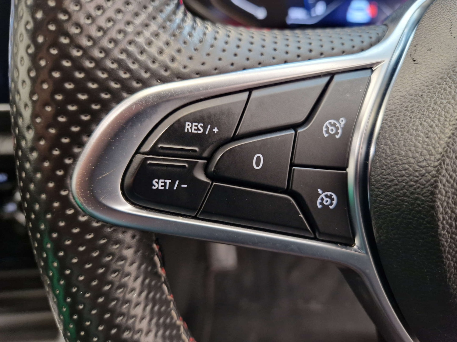 Used Renault Clio 2020 for sale - 76601311: Photo 15