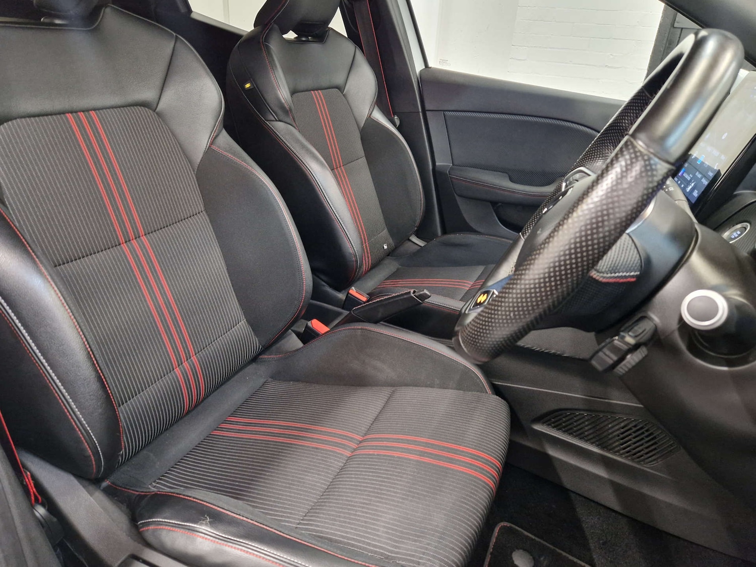 Used Renault Clio 2020 for sale - 76601311: Photo 24