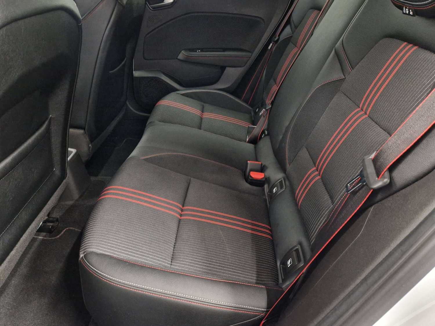 Used Renault Clio 2020 for sale - 76601311: Photo 27