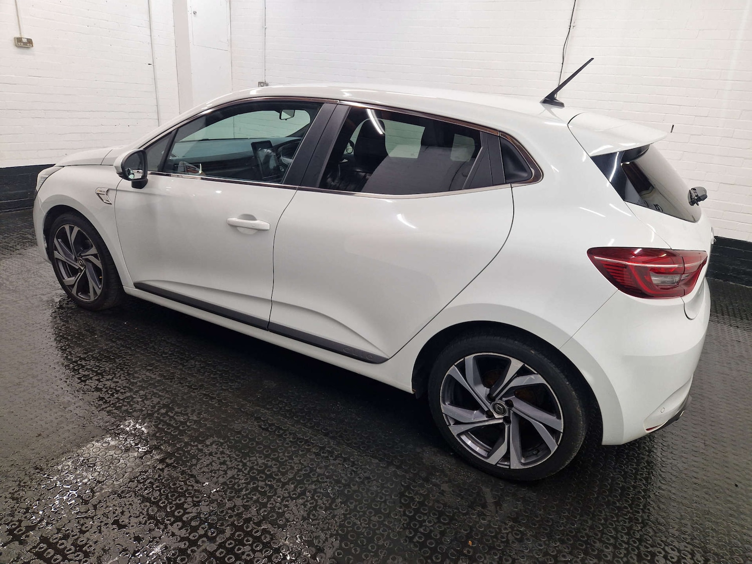 Used Renault Clio 2020 for sale - 76601311: Photo 34