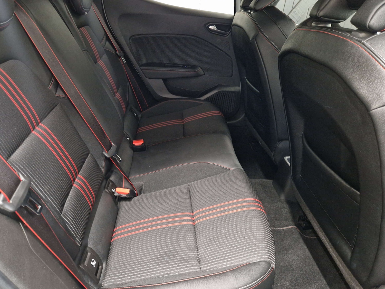 Used Renault Clio 2020 for sale - 76601311: Photo 39