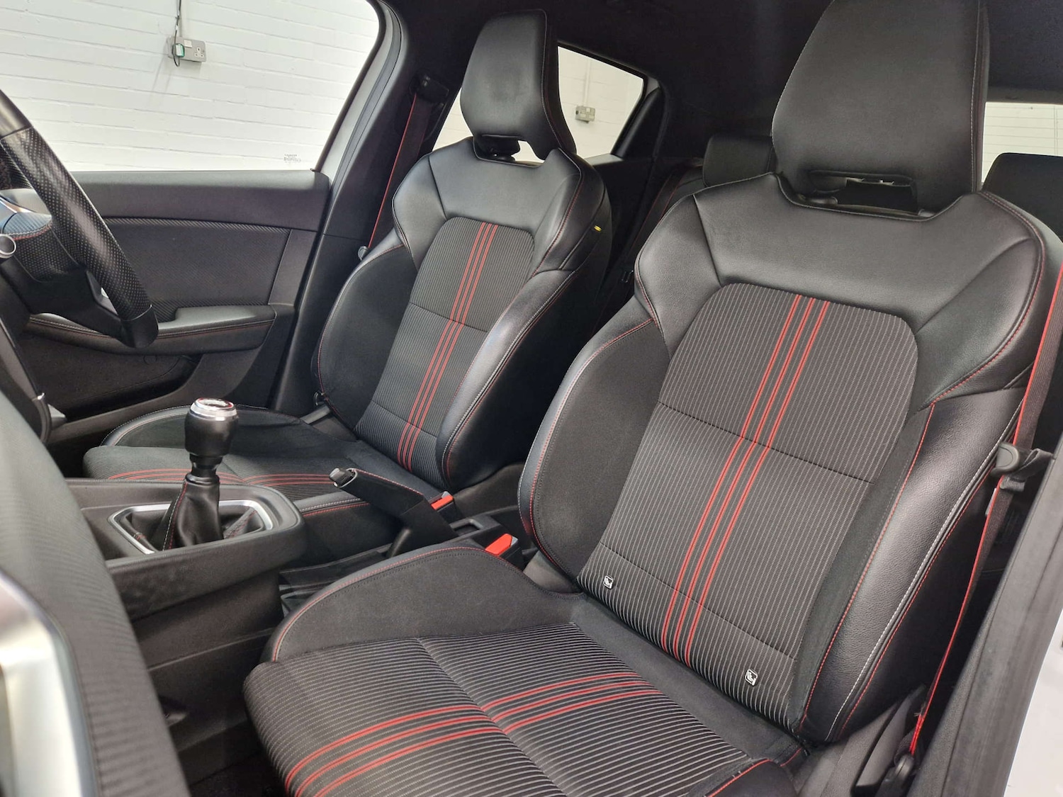 Used Renault Clio 2020 for sale - 76601311: Photo 42