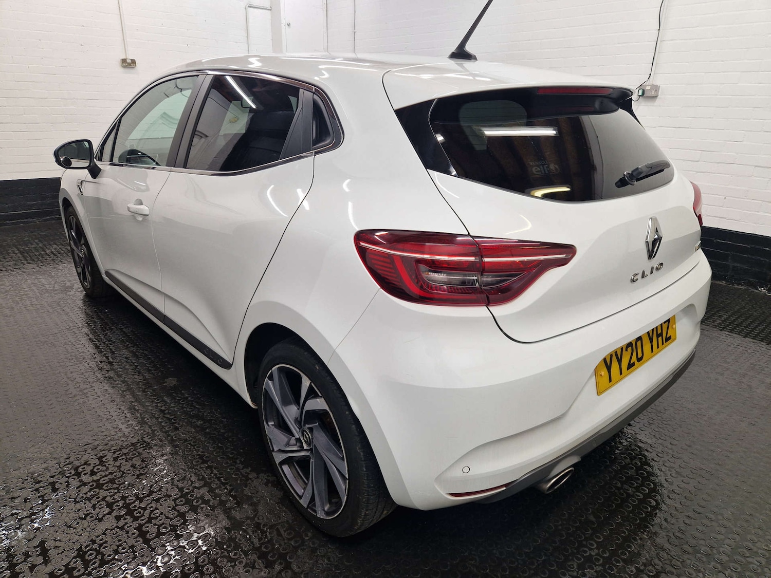 Used Renault Clio 2020 for sale - 76601311: Photo 5