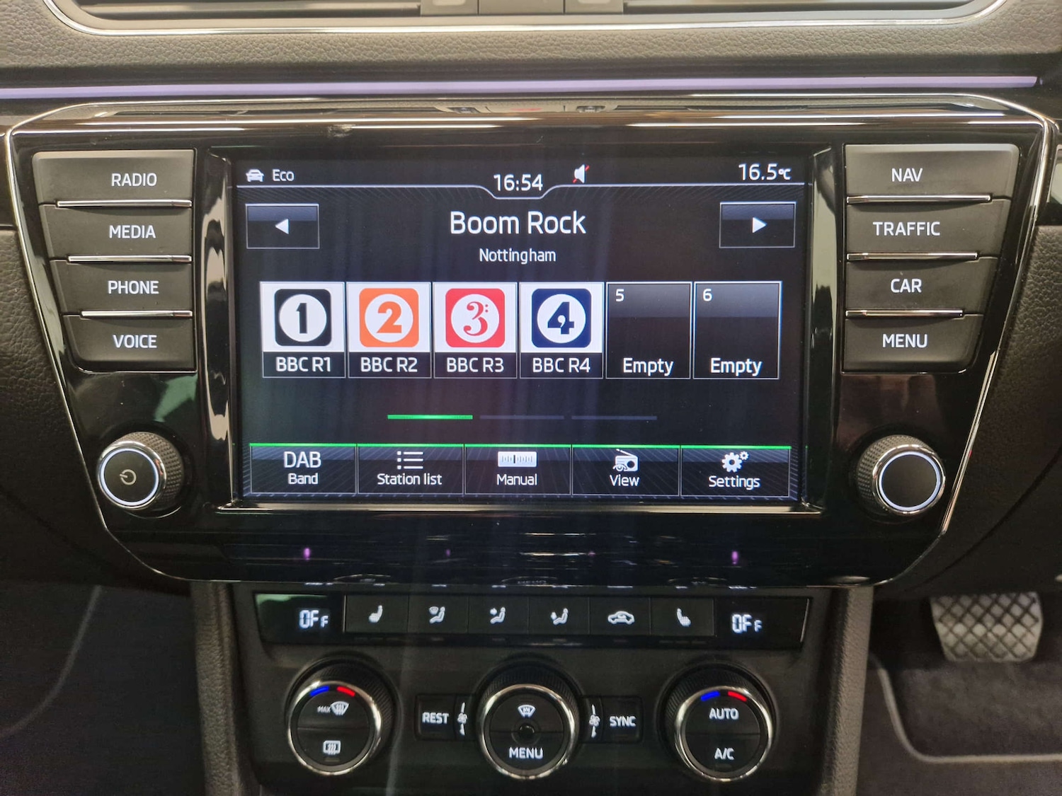 Used Skoda Superb 2017 for sale - 76159781: Photo 11