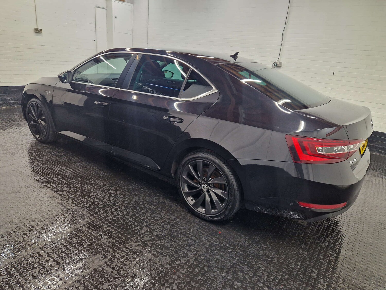 Used Skoda Superb 2017 for sale - 76159781: Photo 29