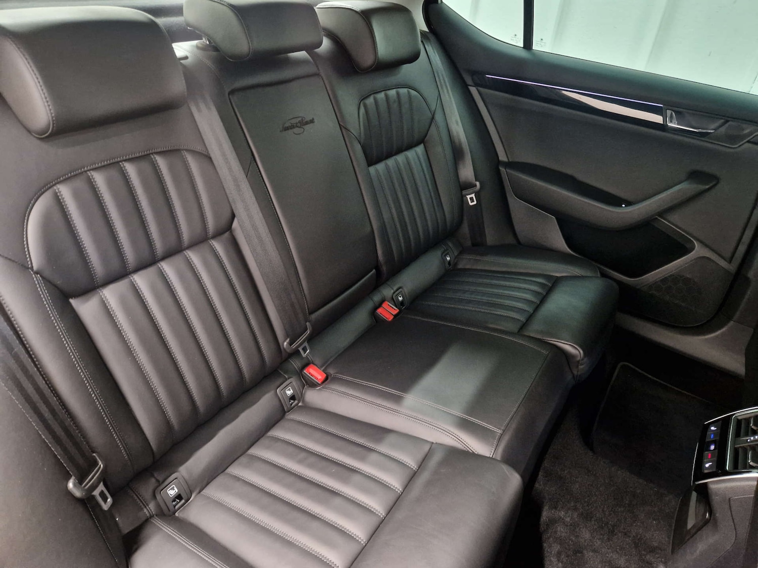 Used Skoda Superb 2017 for sale - 76159781: Photo 41