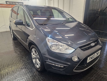 2010 - 2.0 TDCi 140 Titanium 5dr