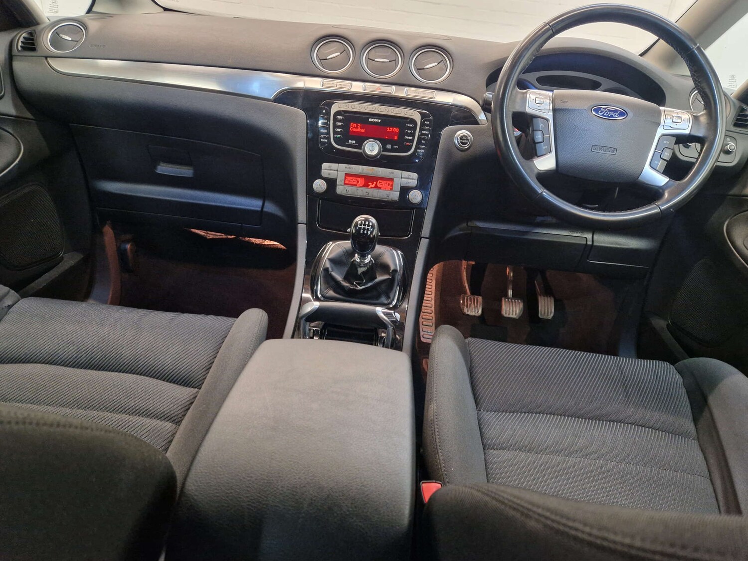 Used Ford S-Max 2010 for sale - 76369445: Photo 23