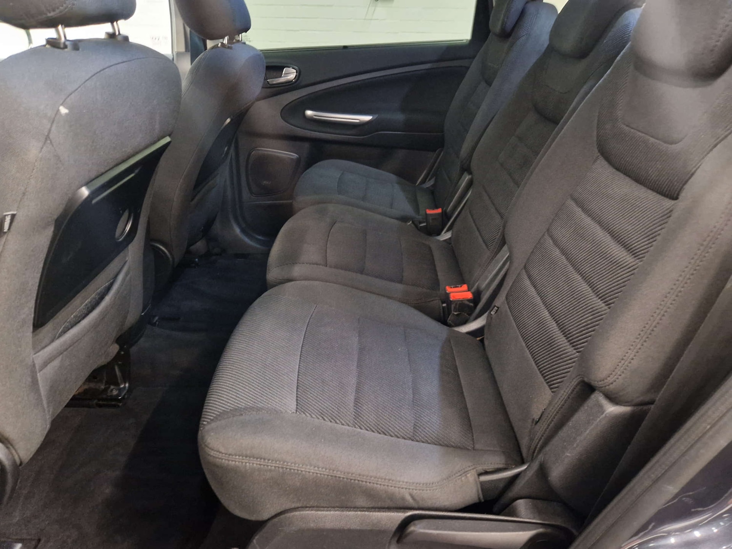 Used Ford S-Max 2010 for sale - 76369445: Photo 28