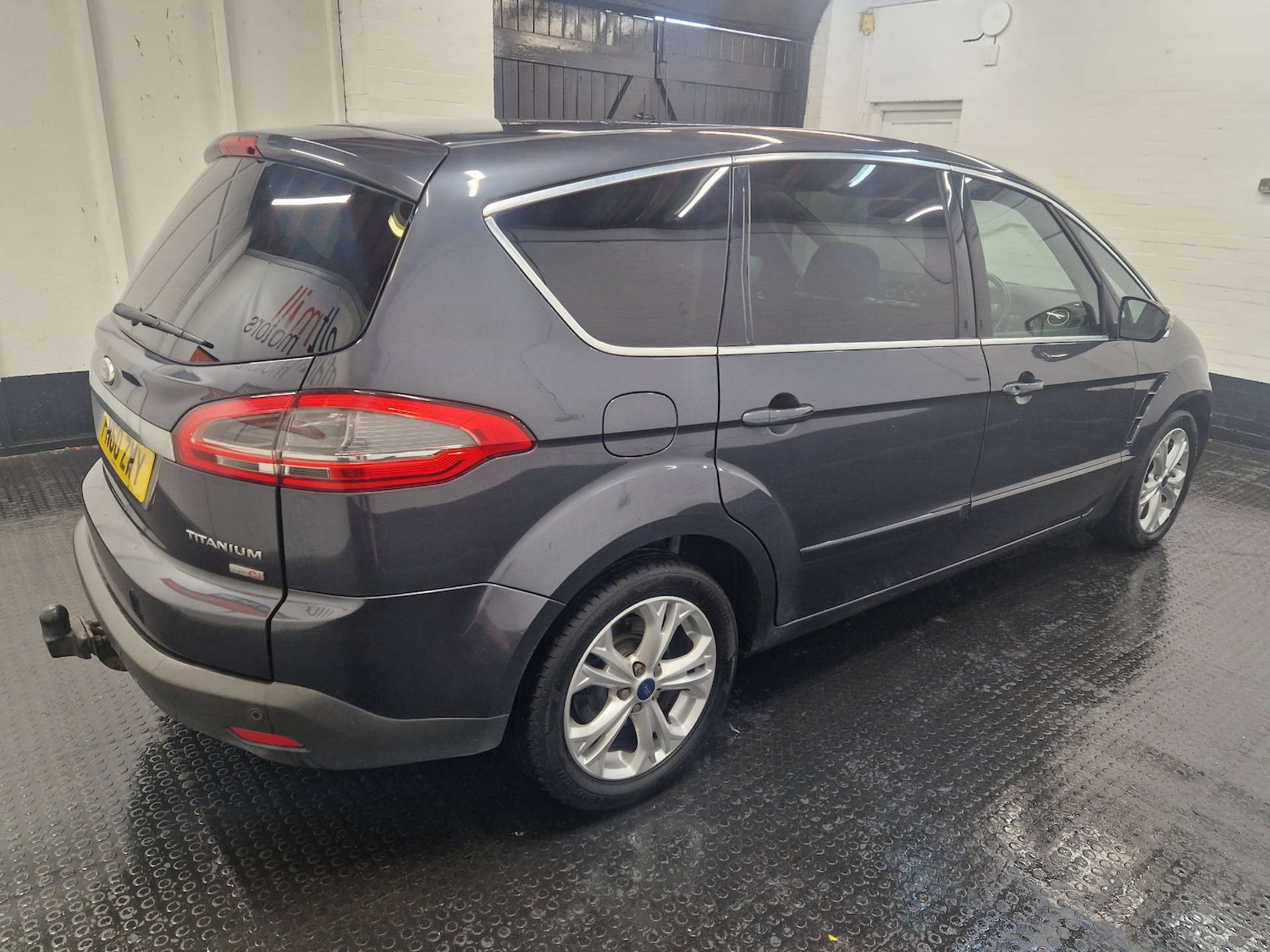 Used Ford S-Max 2010 for sale - 76369445: Photo 34