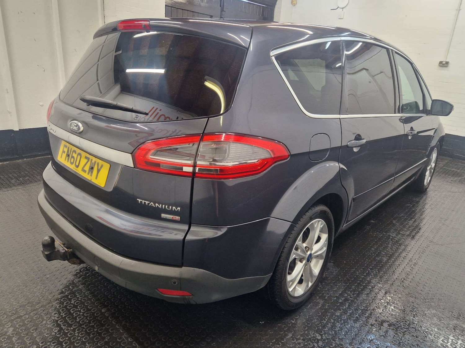 Used Ford S-Max 2010 for sale - 76369445: Photo 7