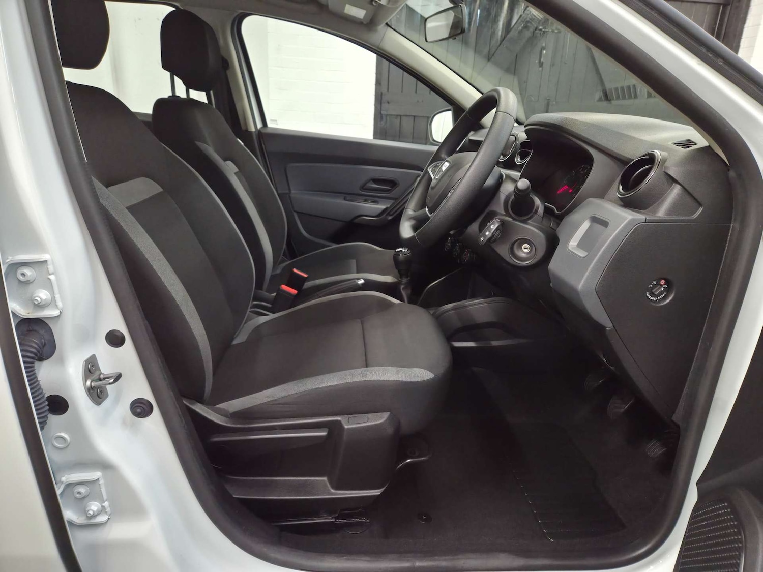 Used Dacia Duster 2021 for sale - 77583911: Photo 8